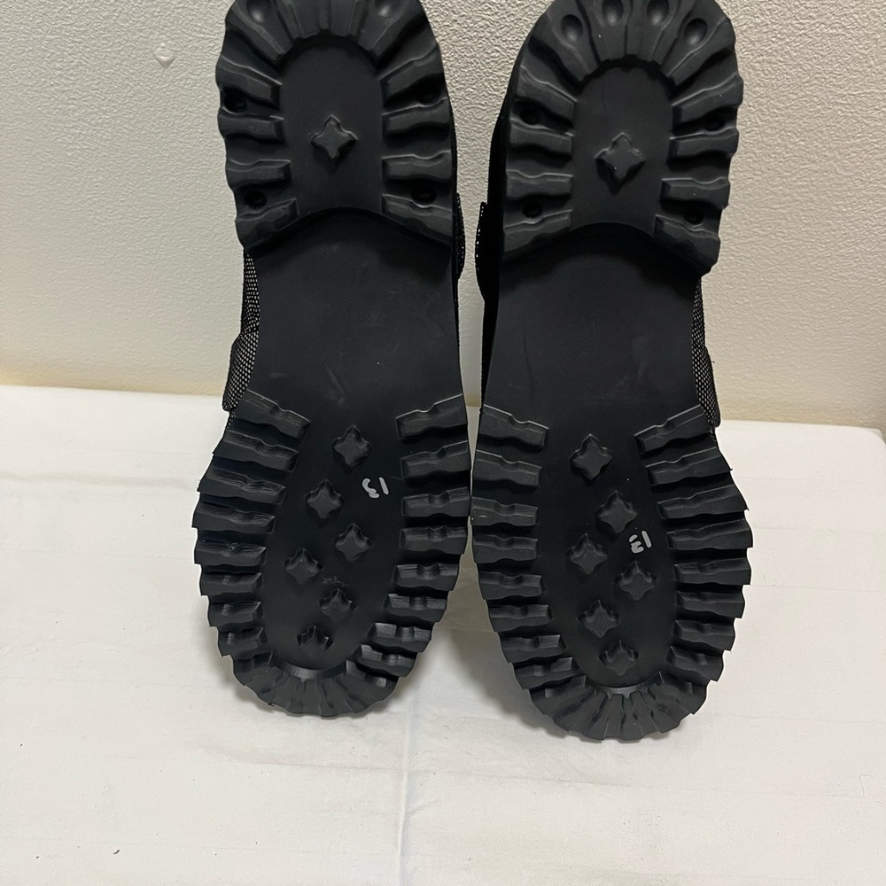 Vaneli Sparkly Cross Strap Rugged Bottom Versatile Shoes, Women’s, Sz 7 W, Black - Picture 4 of 5